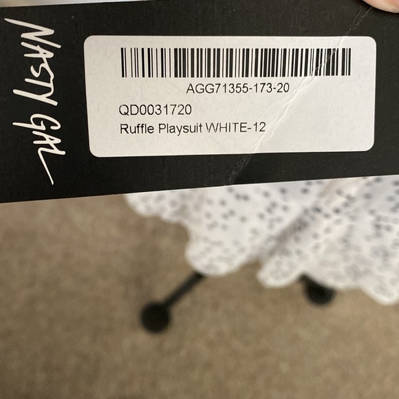 Nasty gal White black star romper - Picture 9 of 9